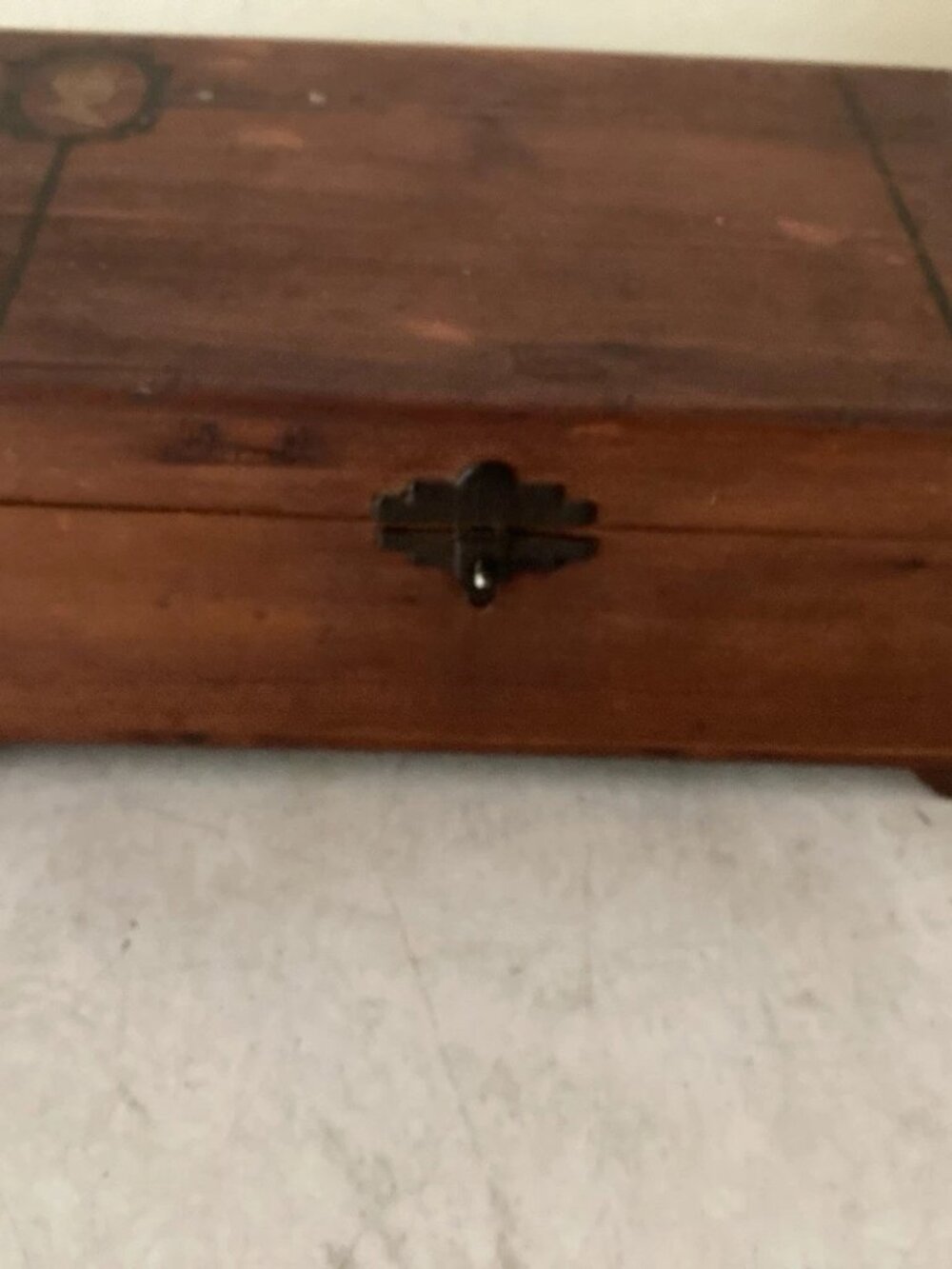 Circa 1950 Era Cedar Box Has Hasp For Small Padlock, Has Cameo. Tongue & Groove